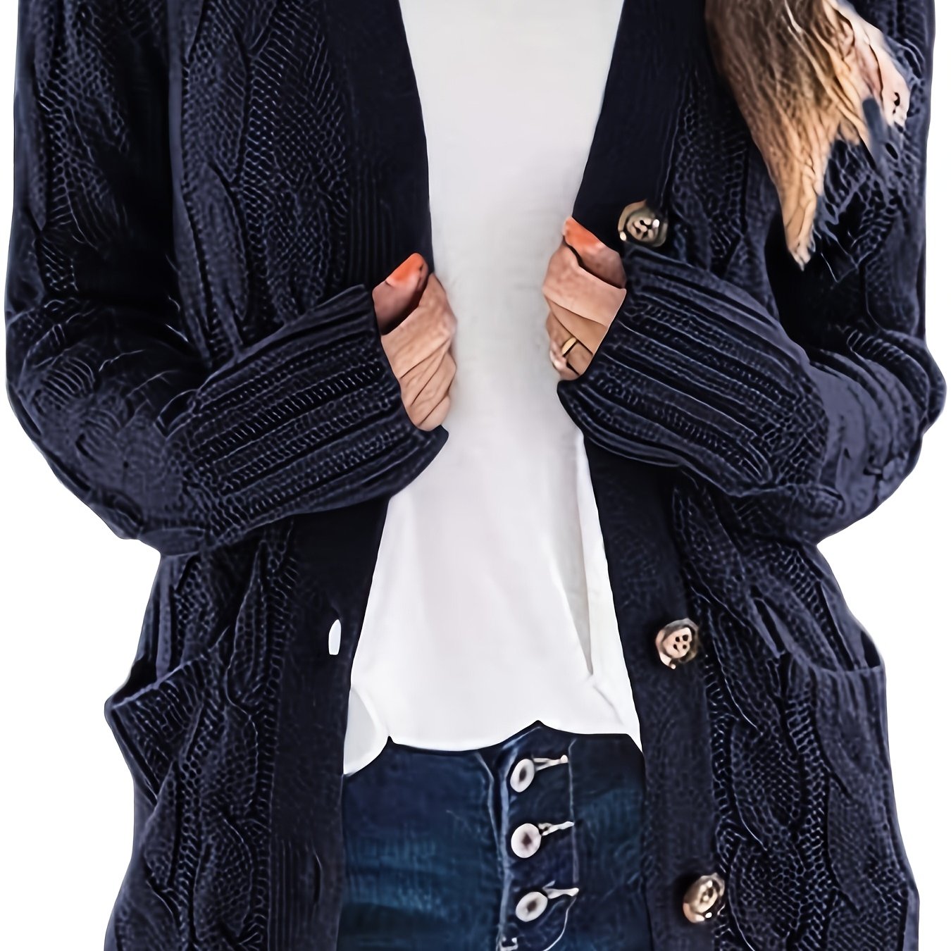 Lissy Gilet Femme – Teplý svetr s copánkovým vzorem, knoflíky a moderním pohodlným střihem
