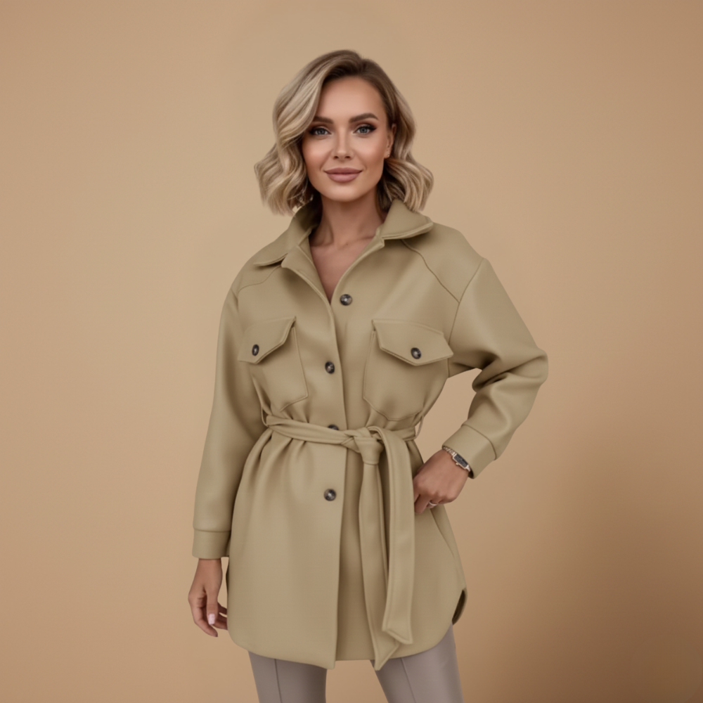 Jaze Modă Geacă polo damă – Croială lejeră cu guler rever și închidere cu nasturi