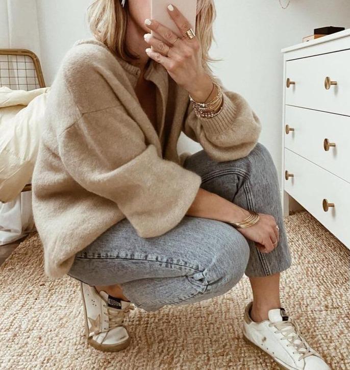 Lindy Cardigan Oversize Femme – Miękki sweter z guzikami i nowoczesnym, luźnym krojem