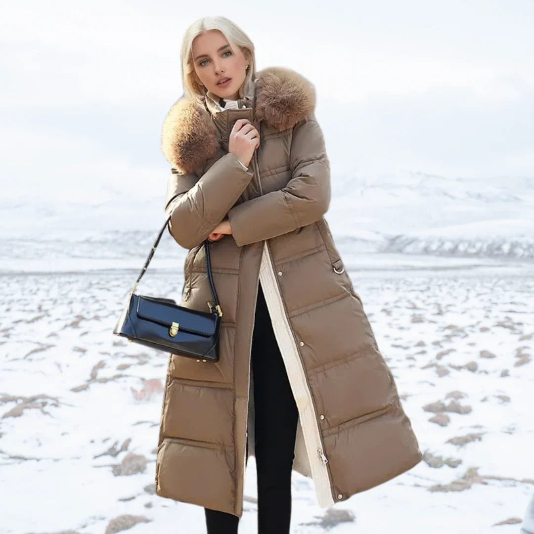 Casaco de Inverno Mulher Amey com Gola de Pêlo – Ajustado, Quente & Elegante
