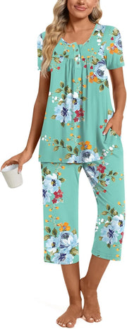 Pigiama Donna Camila Estate – Maglia Maniche Corte & Pantalone Capri con Tasche