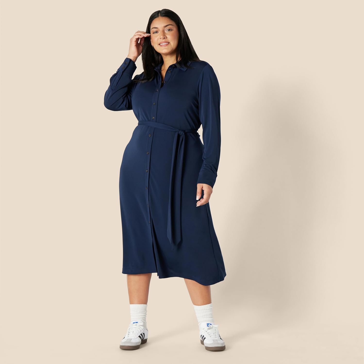 Claire Robe Chemise Midi – Robe Élégante Col Classique Ceinture Femme