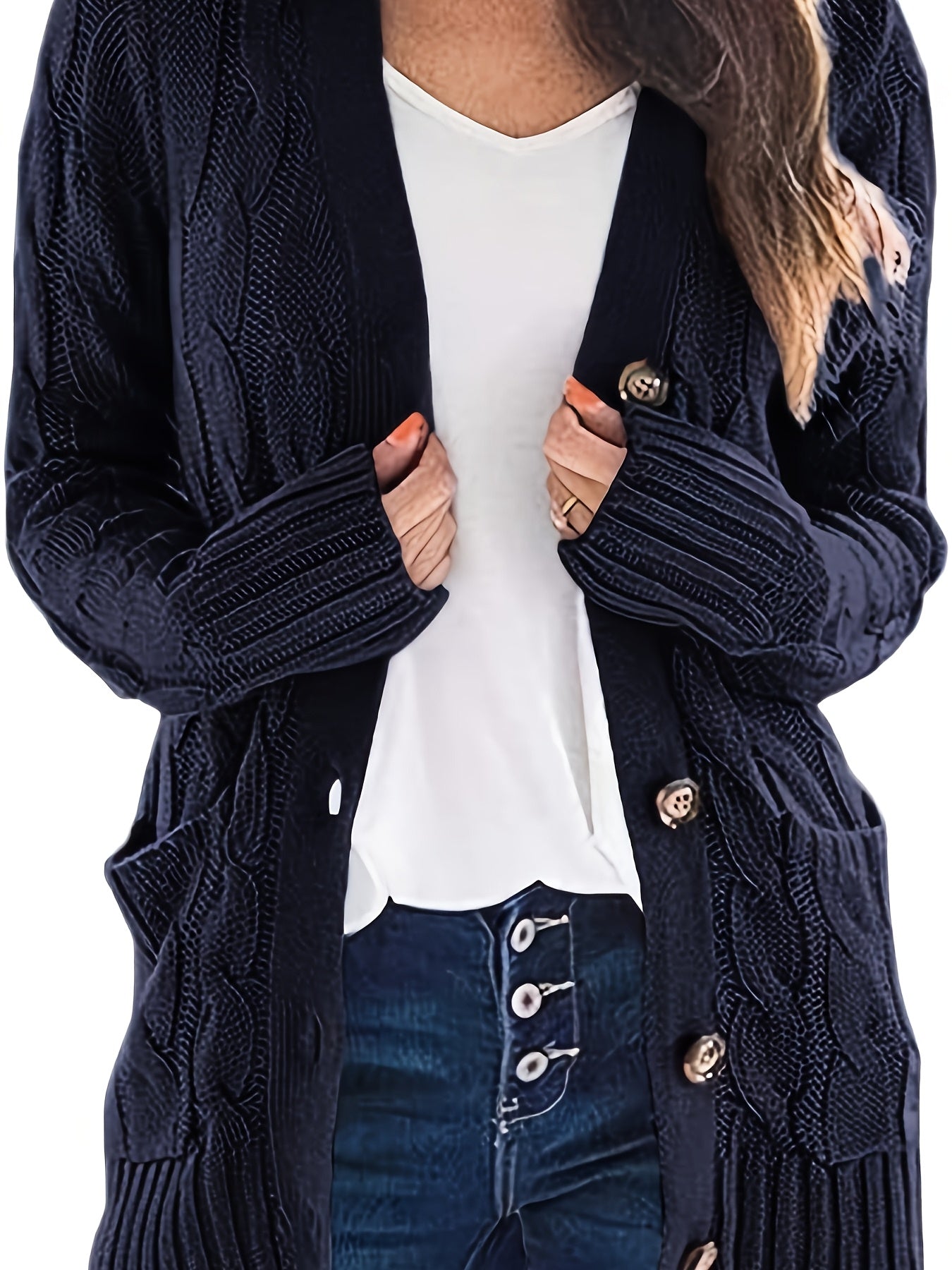 Lissy Gilet Femme – Teplý svetr s copánkovým vzorem, knoflíky a moderním pohodlným střihem