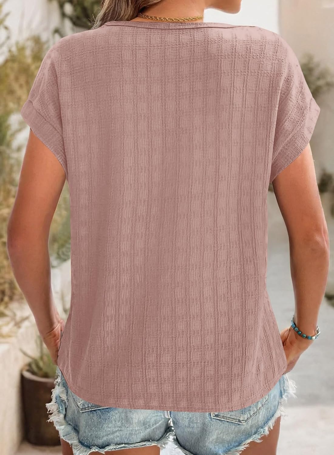Clara Blouse Femme Broderie – Haut Décontracté à Manches Courtes et Col Rond