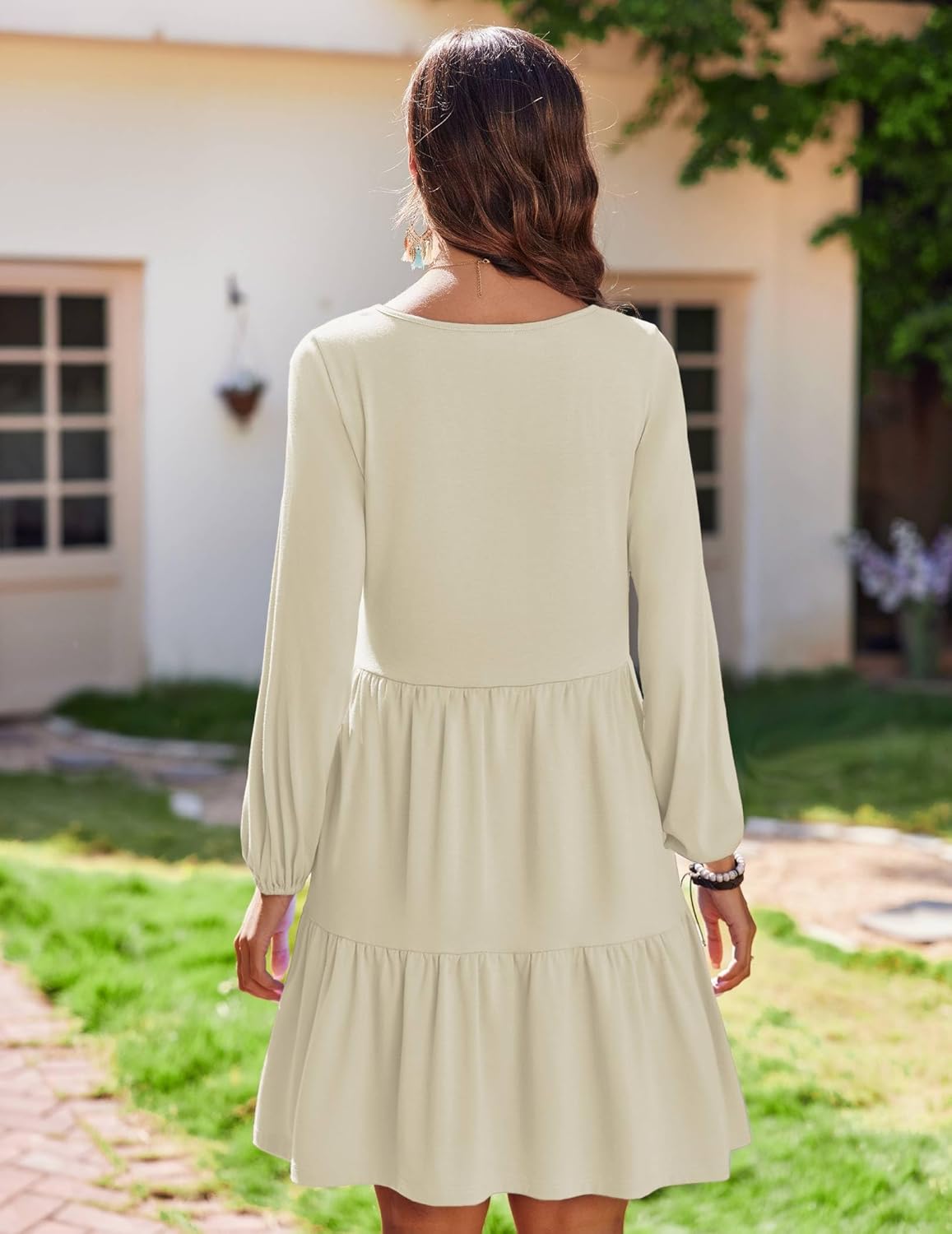 Charlotte Elegantes Damenkleid – Midikleid mit V-Ausschnitt, langen Puffärmeln und Taschen