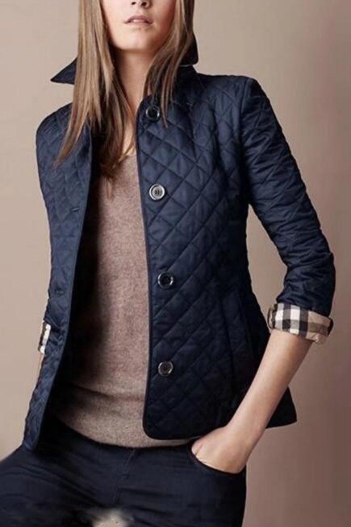 Clara Quilted Jacket – Elegant and Comfortable Jacket with Refined Details and Fitted Design