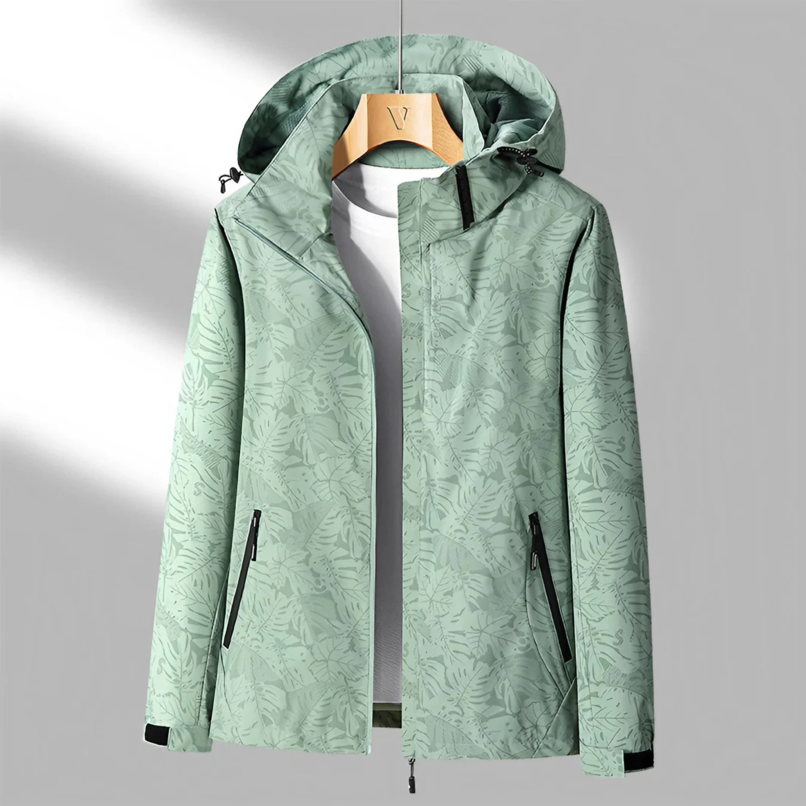 Chaqueta Maddie para mujer: ligera, impermeable y cortavientos, de estilo moderno y práctico.