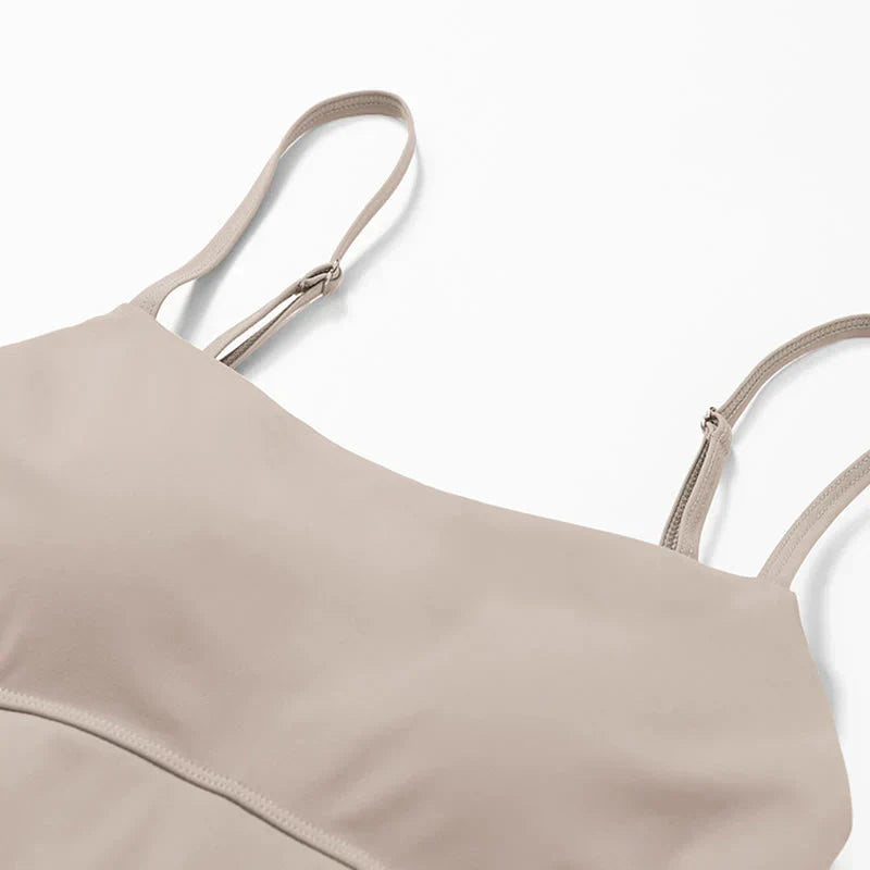 Vina kjole sport dame – atletisk chic kjole med åndbart stof og flatterende pasform