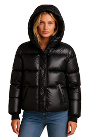 Byron Herren-Steppjacke mit Kapuze – Warm, Glänzend und Bequemer Schnitt für den Winter