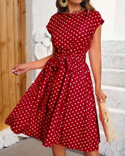 Καλοκαιρινό Φόρεμα Γυναικείο Thea – Vintage Φόρεμα με Πουά, Ροή στη Γραμμή & Διαχρονική Κομψότητα