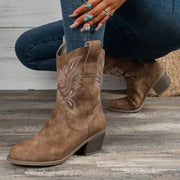 Botas Alejandra Mulher – Coleção Artesanal Elegante e Confortável para o Dia a Dia