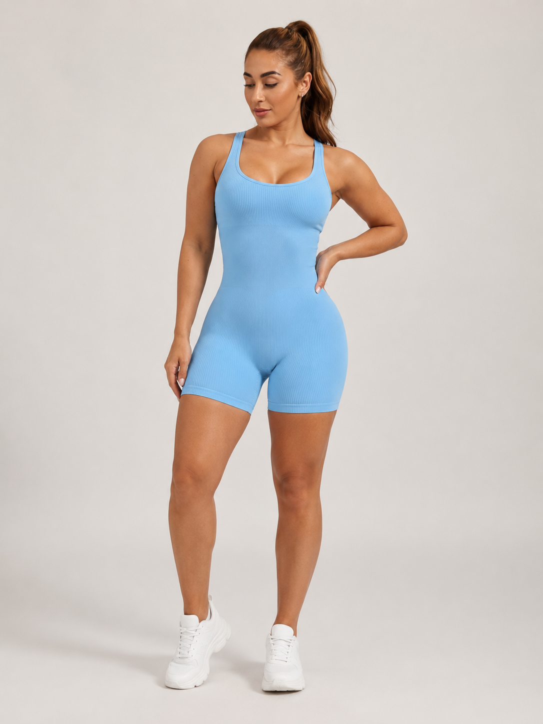 Dakota Dámský Jumpsuit na Jógu – Bezešvý Žebrovaný Elastický Overal s Polstrovanými Ramínky