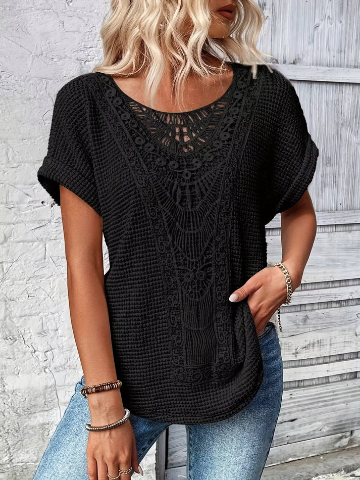 Camicetta di pizzo Noela Woman - Elegante camicetta femminile con design in pizzo di lusso e tazza confortevole
