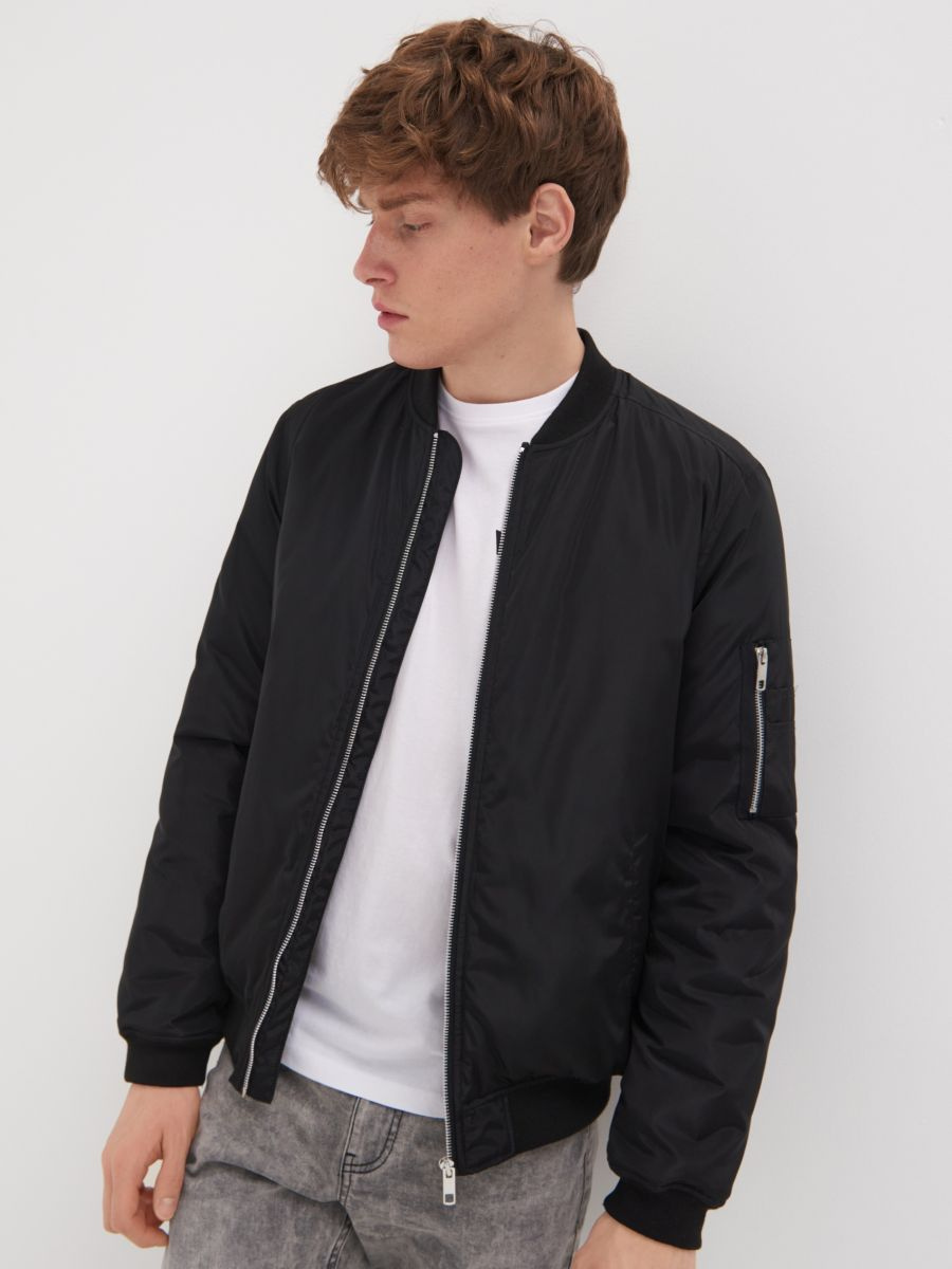 Zenio Bomber Homme Essensio – Lekka Kurtka Wodoodporna z Zamkiem i Prążkowanymi Wykończeniami