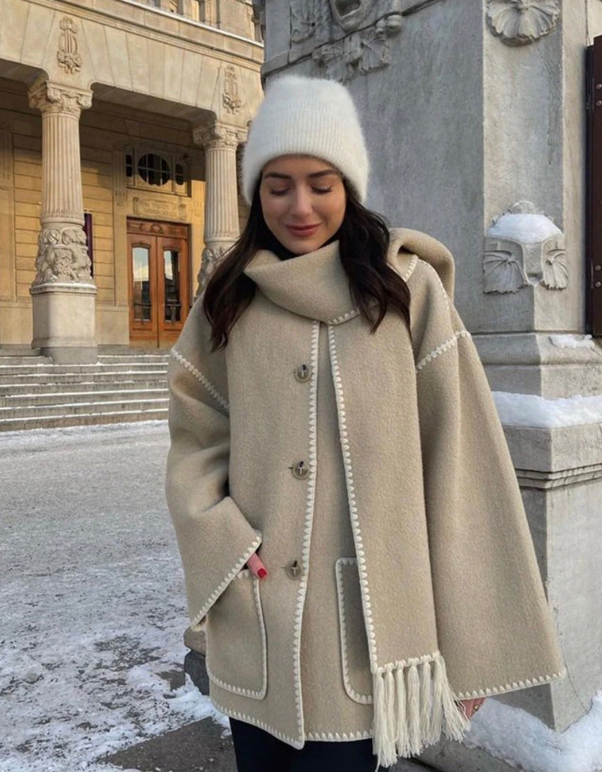 Georgie płaszcz damski z wbudowanym szalikiem – elegancka marynarka z ciepłego materiału