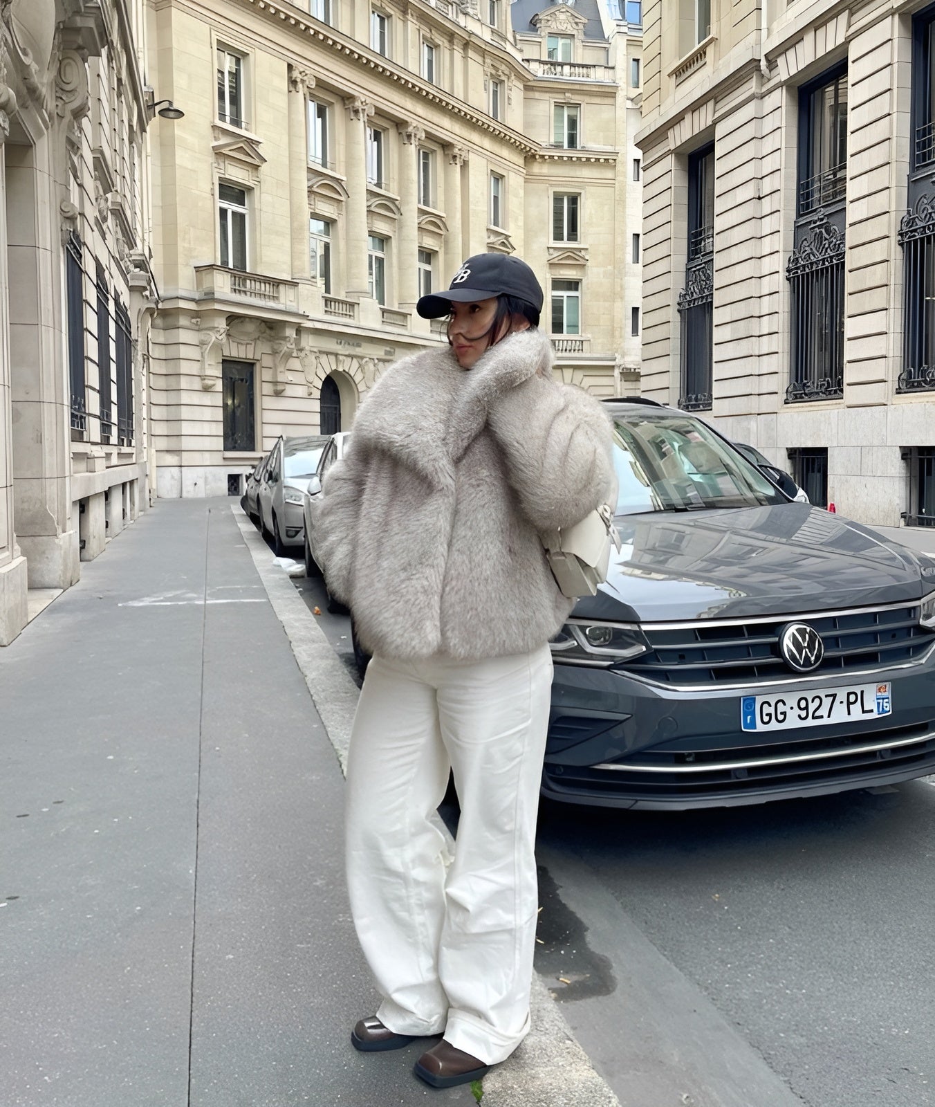 Julien Casaco de Pelo Sintético Mulher – Casaco de Inverno Suave e Quente com Corte Descontraído Elegante