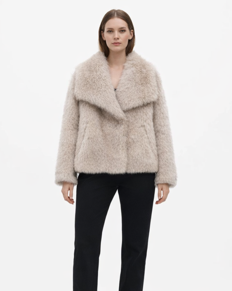 Kaia Damen Kunstpelzjacke – Kurze, schicke, warme Winterjacke