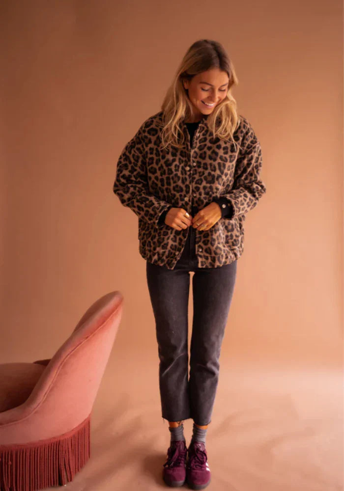 Valeria Casaco Mulher – Casaco Leopardo Elegante com Estampa Animal & Corte Confortável