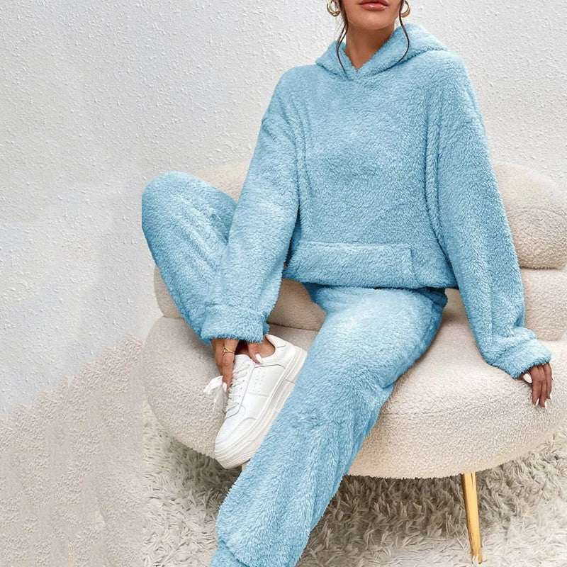 Lillie Dámsky Set – Mäkký Fleece Domáci Oblek s Kapucňou a Pohodlnými Teplákmi