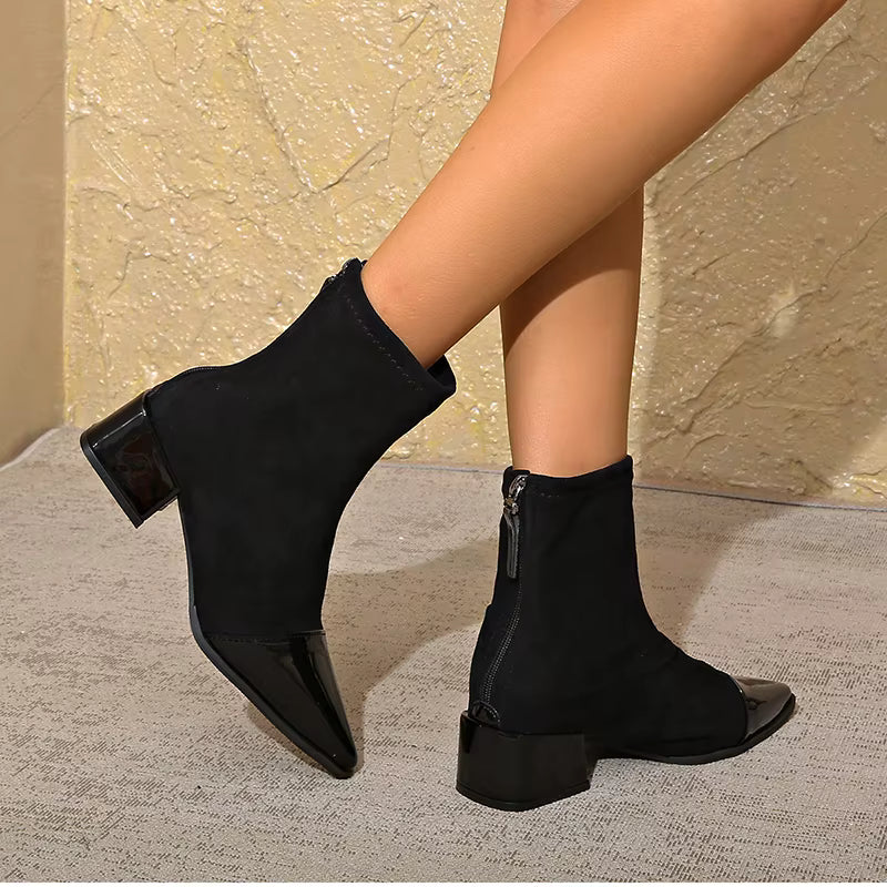 Gracia Damen-Stiefeletten – Elegante Wildleder-Boots mit Lackdetails und bequemem Blockabsatz
