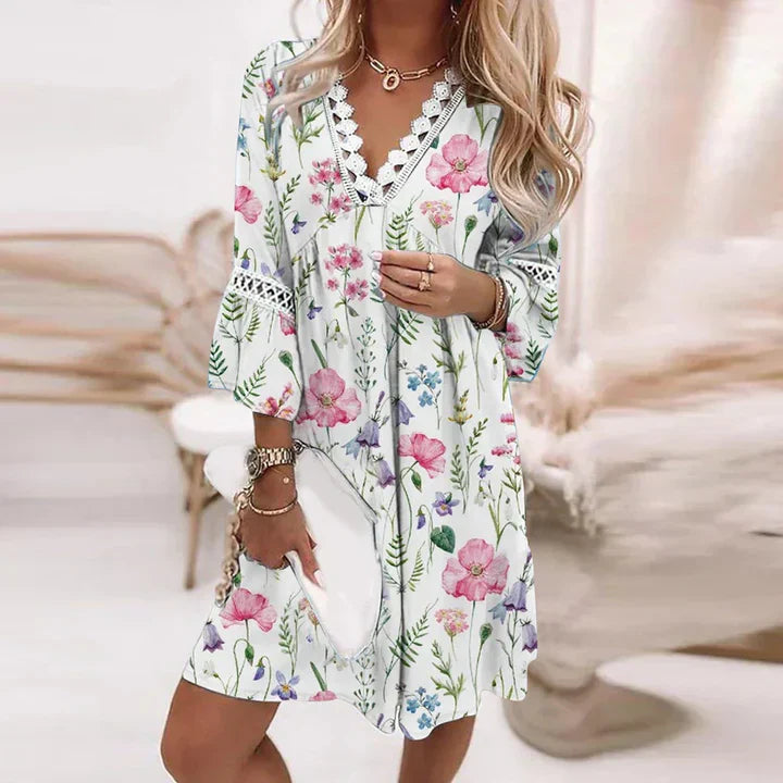 Letní šaty Cassandra – Květinová lehkost a ležérní elegance