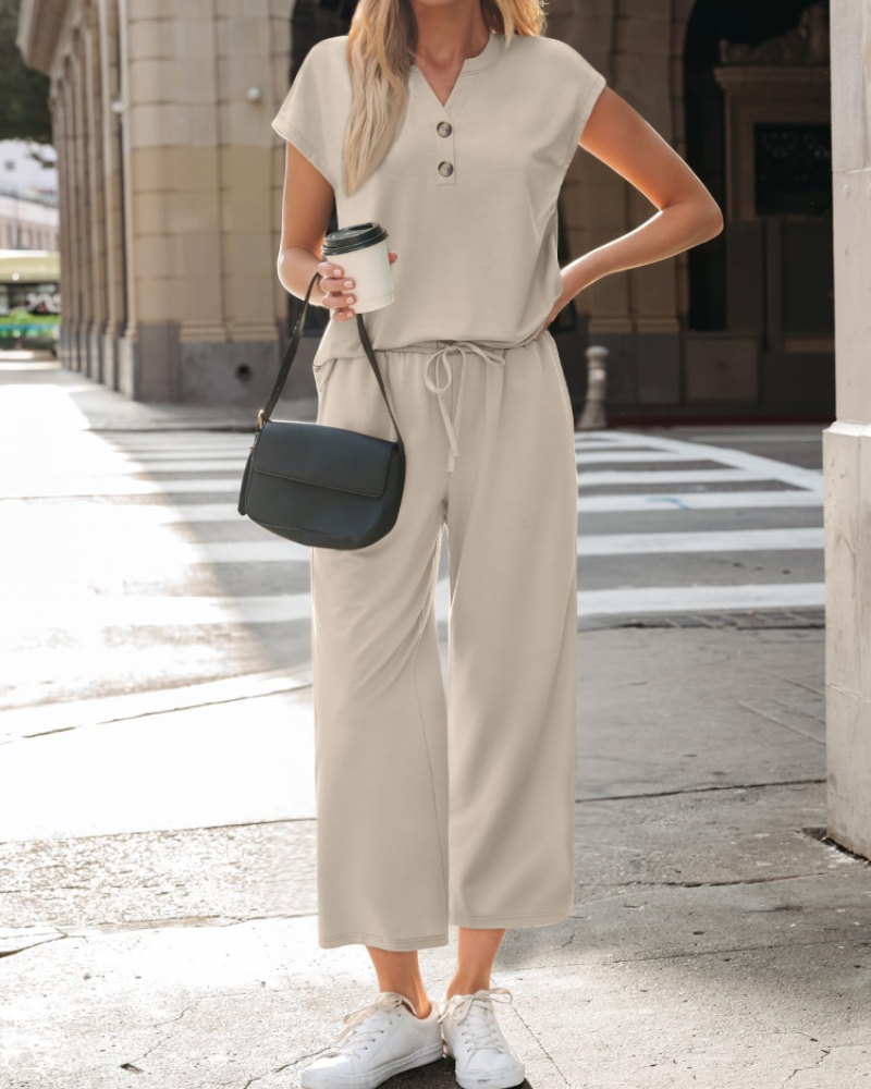 Isabelle Damen Strickset 2-teilig – Oberteil mit V-Ausschnitt & weiter 7/8-Hose