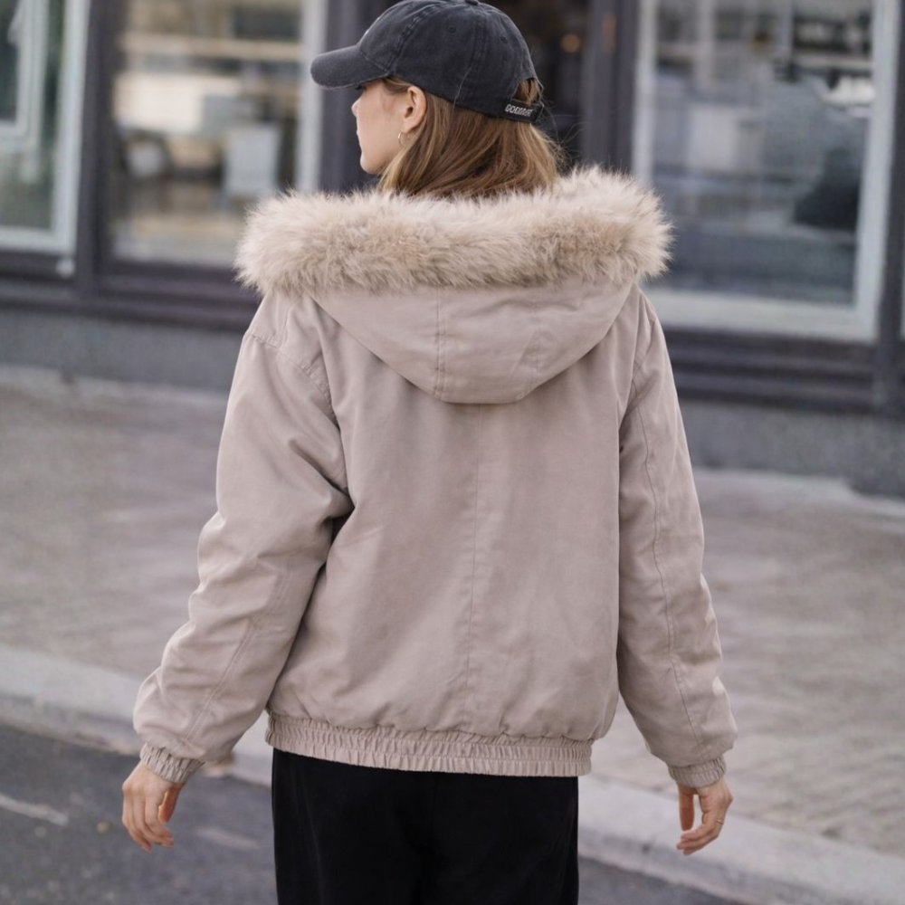 Jennifer Parka Mujer – Abrigo de Invierno Caliente con Diseño Moderno y Forro Cómodo
