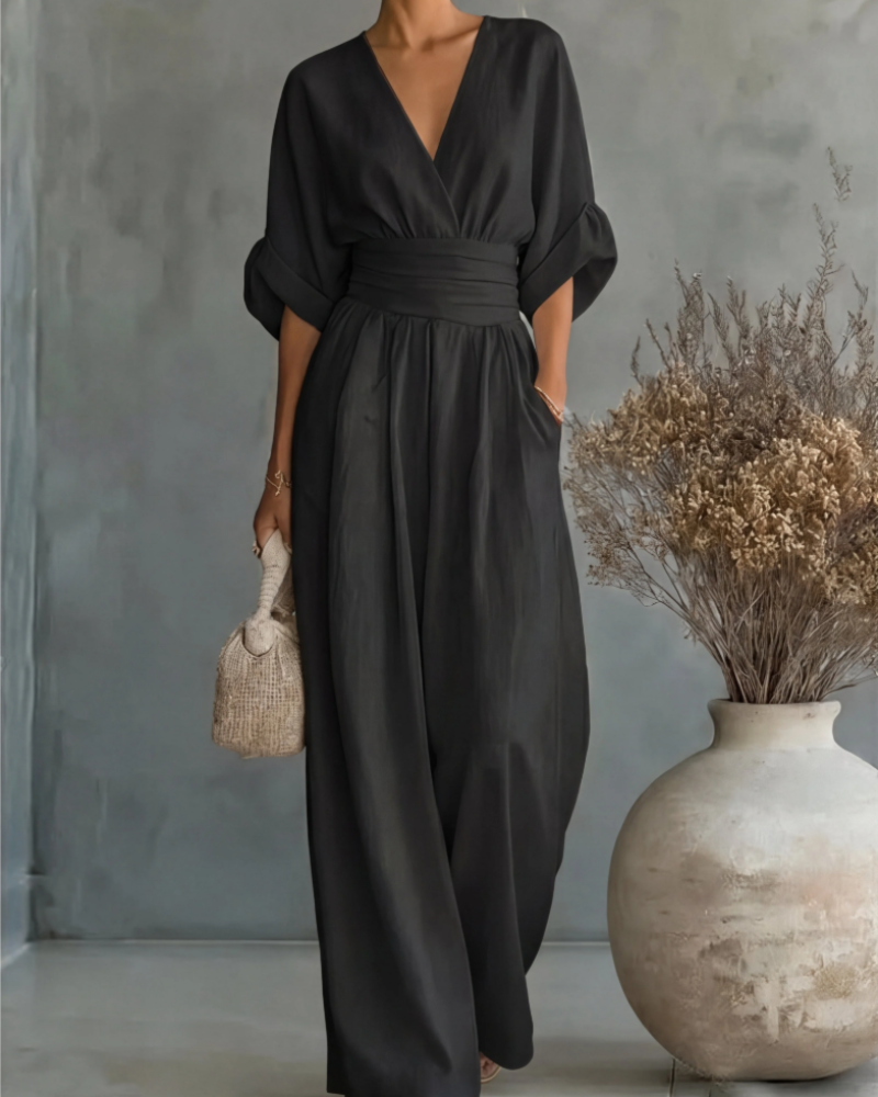 Salopetă damă Remi – Salopetă cu decolteu în V, pantaloni largi, fluidă, ușoară și elegantă