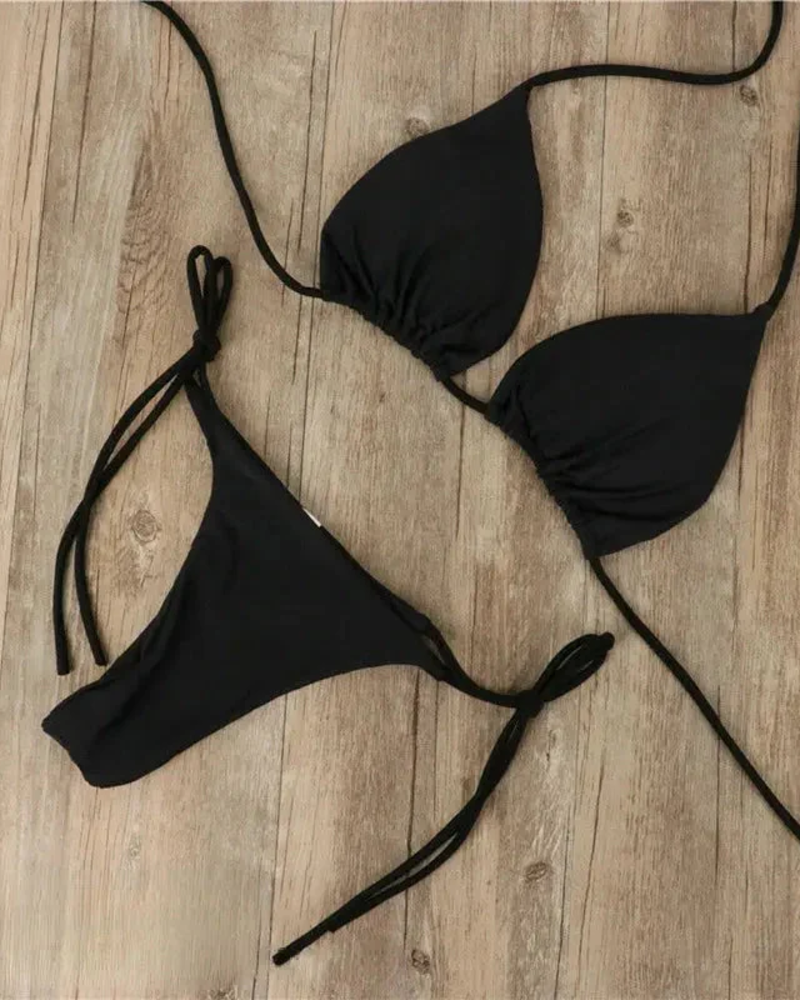 Phoenix női bikini szett – Csillogó arany két részes, elegáns, rugalmas anyagú nyári bikini