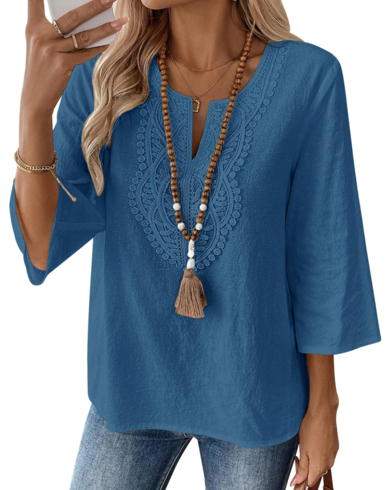 Blusa de senhora Coralie – 80% algodão, 20% linho, decote em V com renda, mangas 3/4 e corte amplo