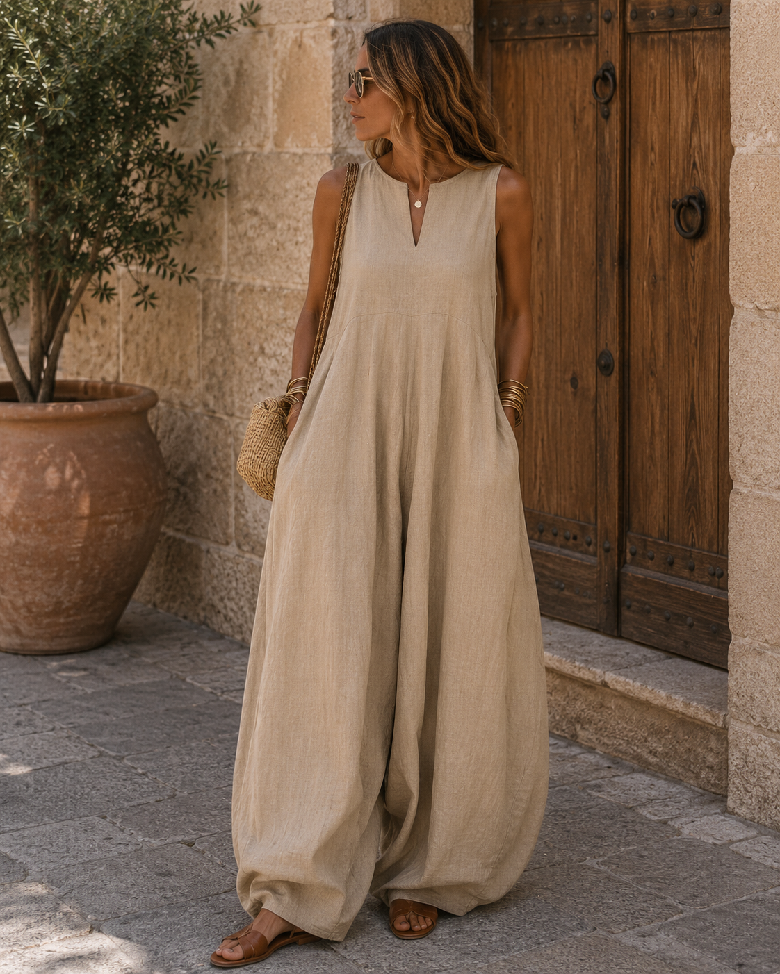 Tessa Ολόσωμη φόρμα Γυναικεία – Αμάνικη, Με Σκίσιμο στη Λαιμόκοψη, Φαρδιά Μπατζάκια & Τσέπες