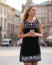 Emmeline Sommerkleid Damen – Ärmelloses Kleid mit Rundhalsausschnitt, leicht und ausgeschnitten