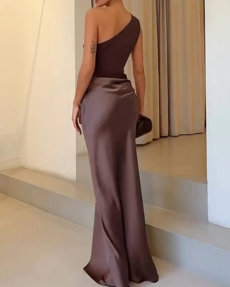 Isolde Maxikleid für Damen – Elegantes, asymmetrisches One-Shoulder-Abendkleid mit Drapierung