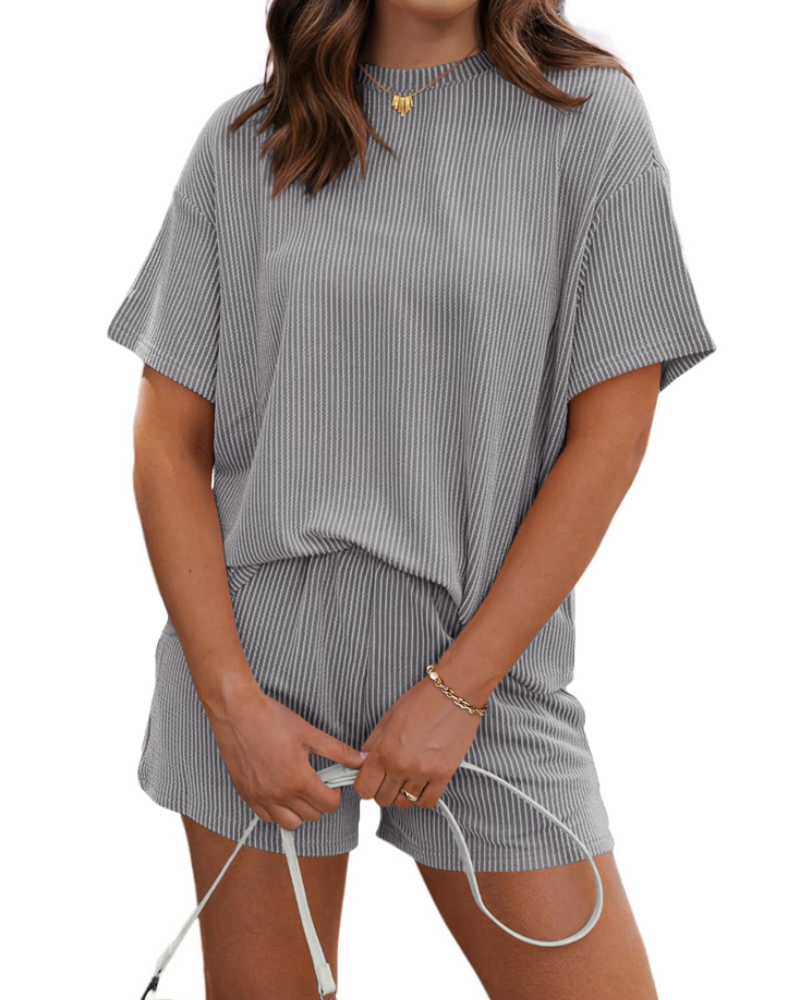 Emily Dámský Lounge Set – Žebrované Tričko a Šortky s Kapsami