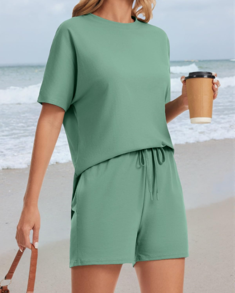 Conjunto Gracie Feminino 2 Peças – Top com Capuz e Calções com Bolsos