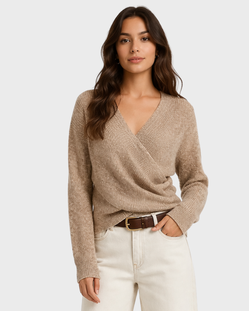 Elena Pull Femme – Maille Douce, Col V & Coupe Croisée Élégante