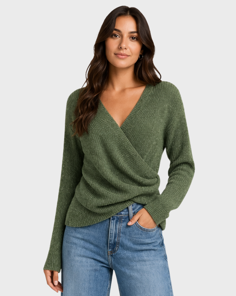 Elena Pull Femme – Maille Douce, Col V & Coupe Croisée Élégante