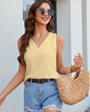 Claire Dames Topje met Borduursel – Mouwloos V-hals Elegant Geperforeerd voor de Zomer