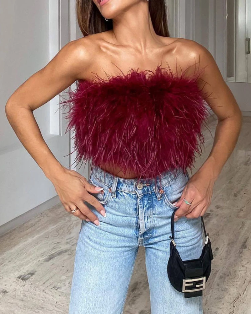 Calista női top – Pánt nélküli tollas bandeau top, elegáns szabás estélyekre
