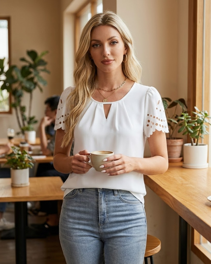 Amélie Blouse Femme Chic – Top Chiffon Col V Motif Ajouré Élégant Été