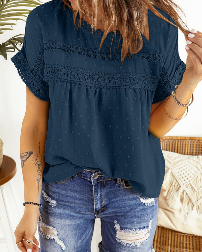 Chloe Blouse Femme Été – Dentelle Col Rond Coupe Ample Élégante