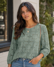Blusa Nolia Mulher – Top com Ilhós e Mangas 3/4 Volumosas, Estilo Casual Chic Elegante
