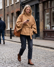 Płaszcz Madison Manteau Cape damski – elegancki, wielofunkcyjny płaszcz z paskiem, stójką i guzikami