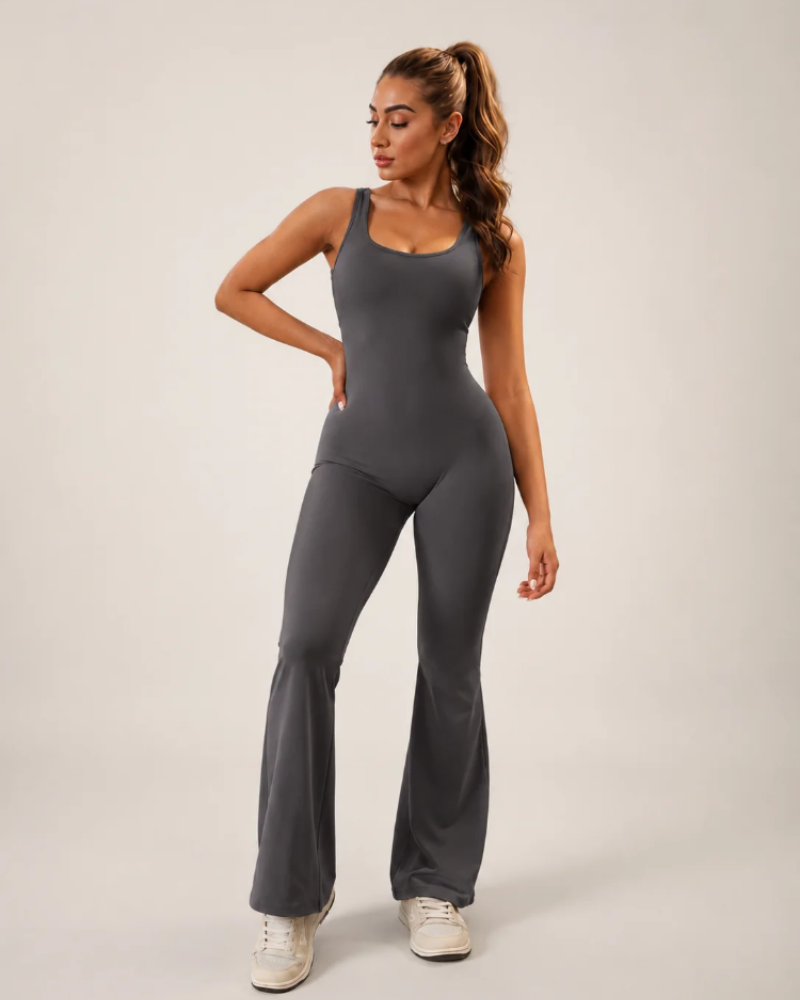 Presley Damen-Sportoverall – ausgestellter Jumpsuit mit offenem Rücken aus atmungsaktivem Stretchstoff