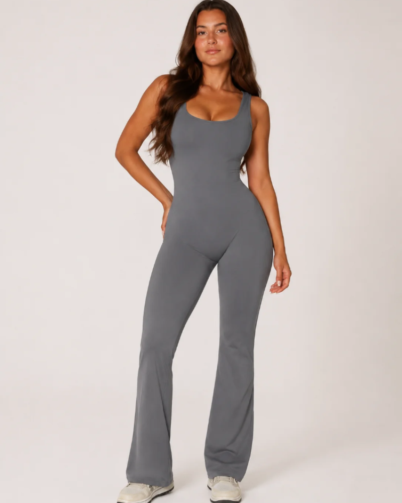 Presley Damen-Sportoverall – ausgestellter Jumpsuit mit offenem Rücken aus atmungsaktivem Stretchstoff
