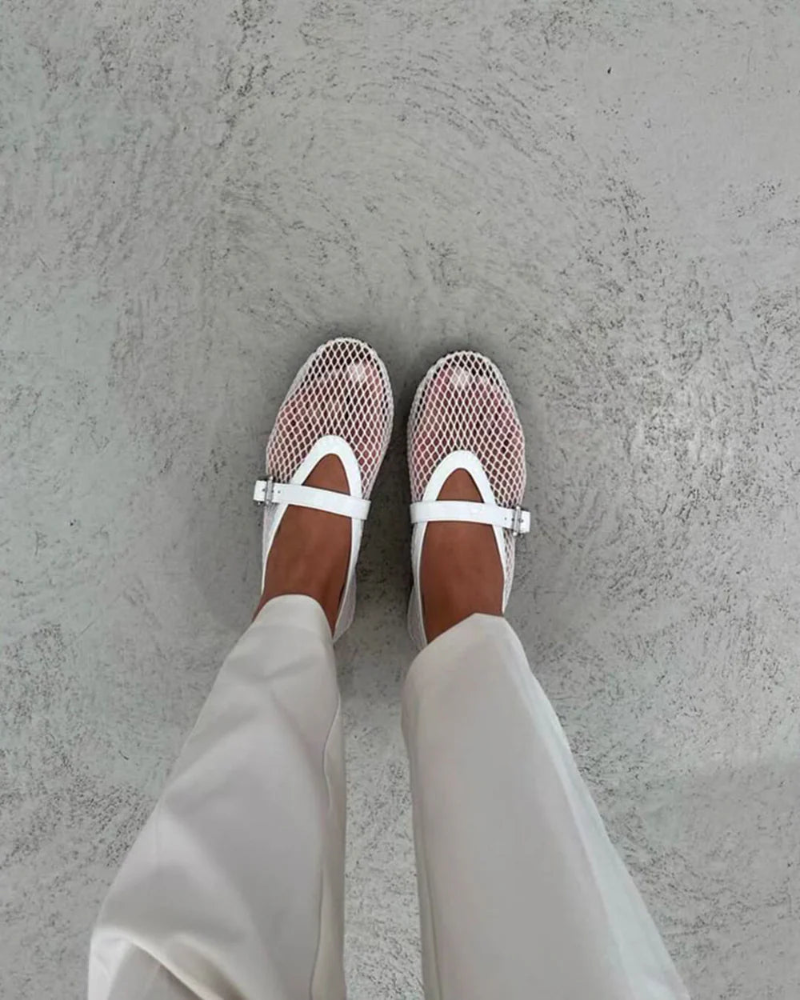 Maeve Ballerinas für Damen – Atmungsaktive Mesh-Schuhe mit Lederdetails und verstellbarem Riemen