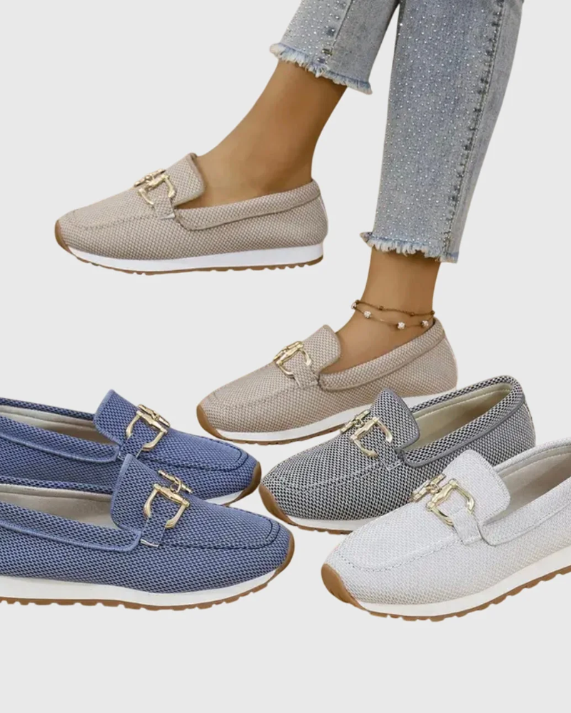Dames Mocassins Yvette – Loafers van ademend mesh met metalen detail en instapmodel