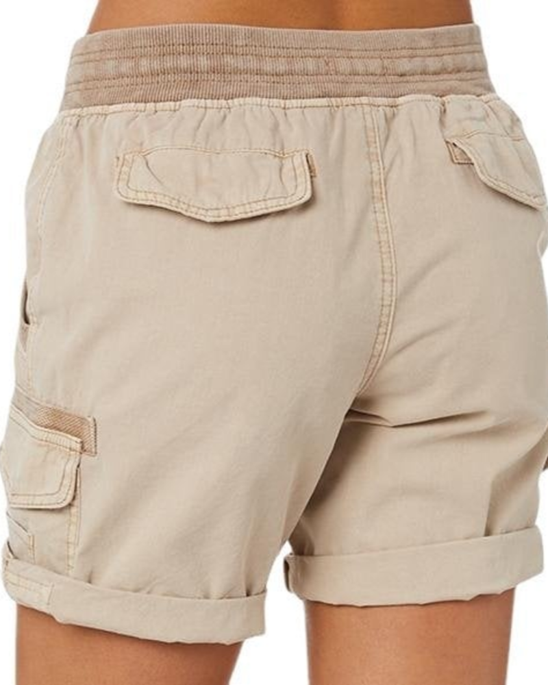 Piper Short Cargo til kvinder – lette, åndbare utility Bermuda-shorts med elastisk talje og flere lommer