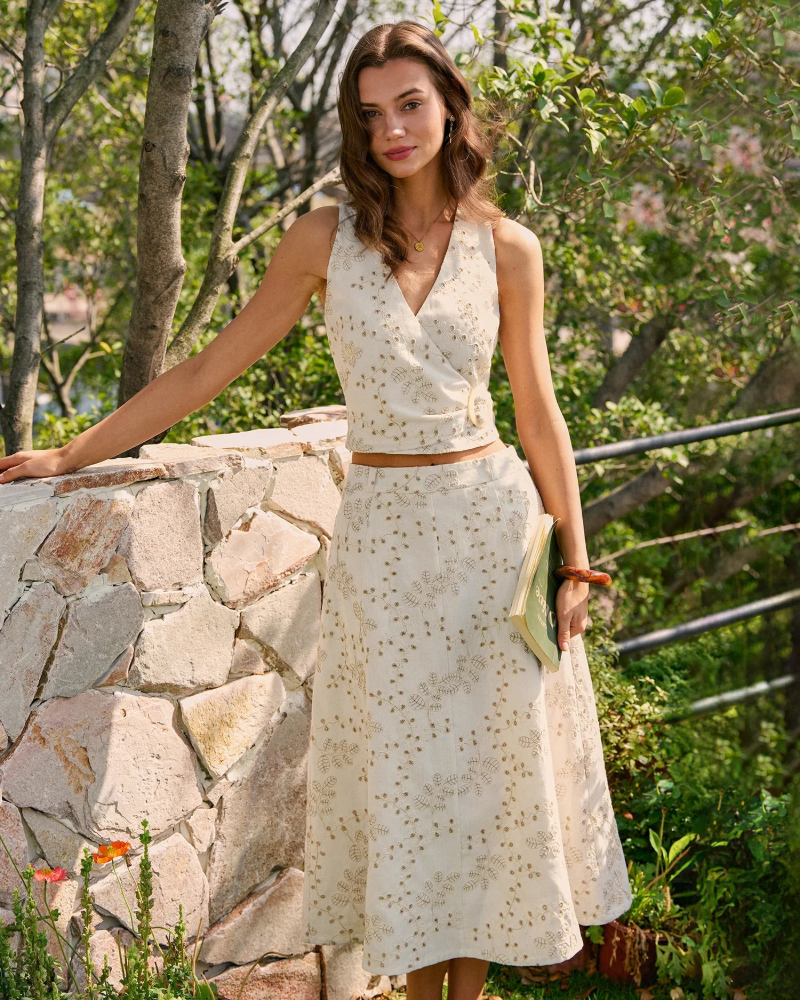 Fustă midi Florence pentru femei – fustă bej brodată, croială fluidă, elegantă și feminină