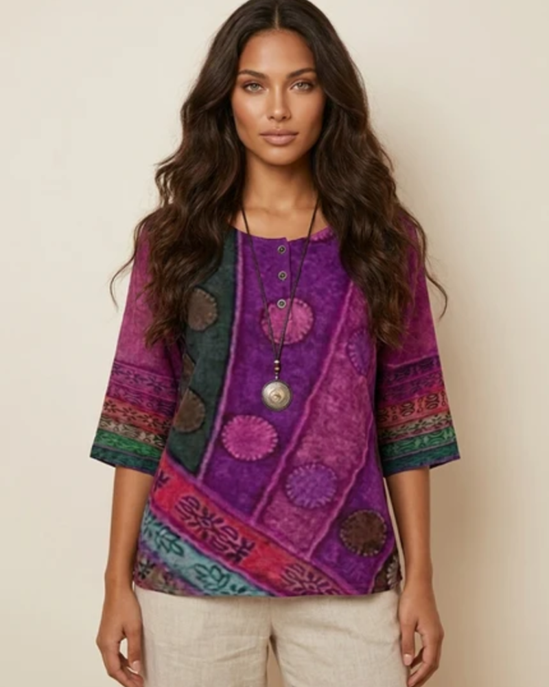 Calista Bluse til Kvinder – Boheme Top med Kunstnerisk Print, Løs Pasform og Knappede Detaljer